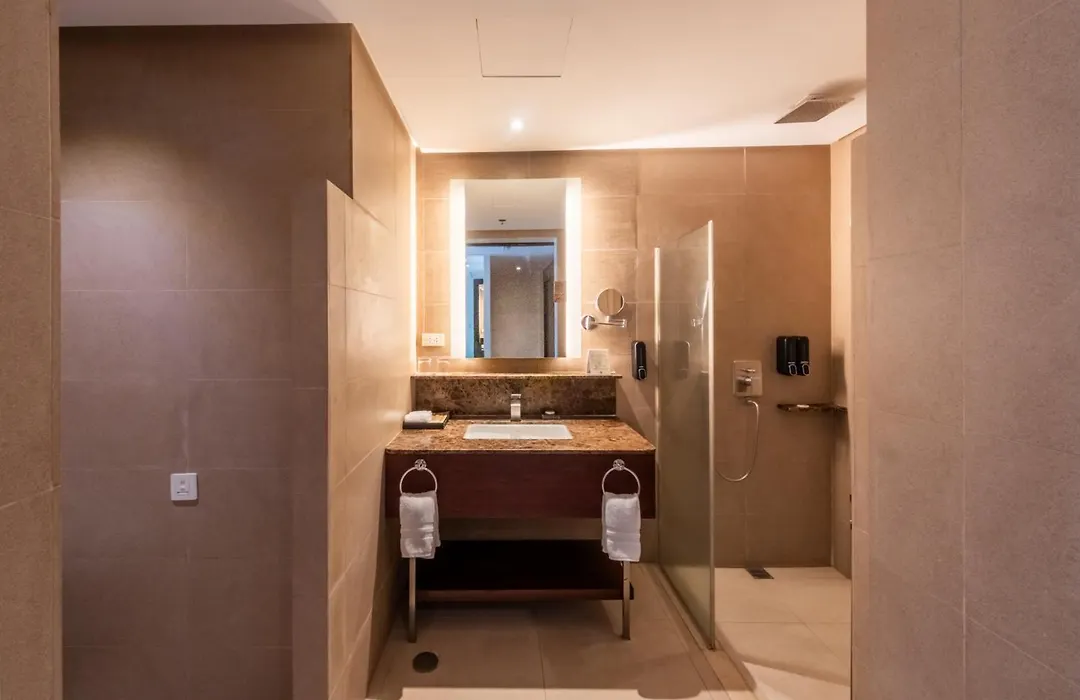 Widus Hotel Clark-1